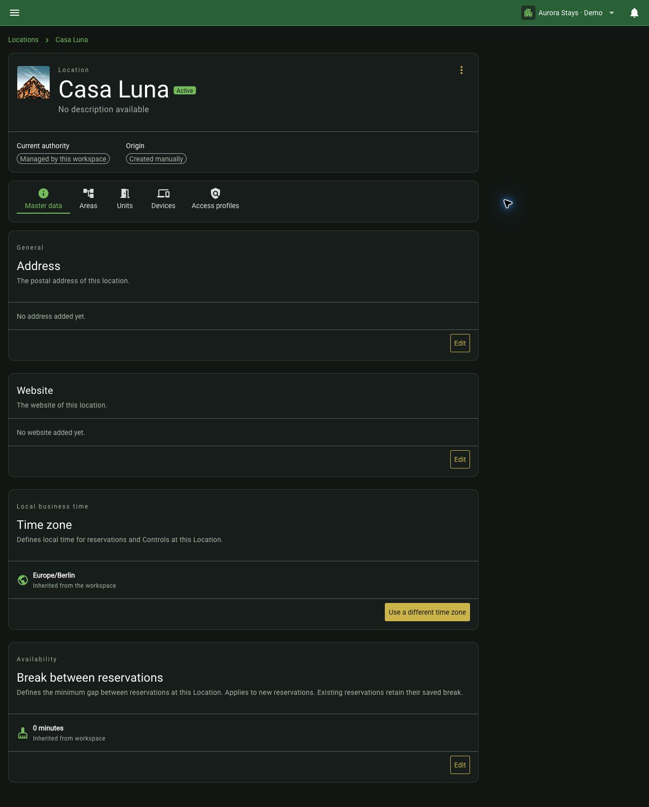 Casa Luna with its image, master data and inherited Europe/Berlin time zone.